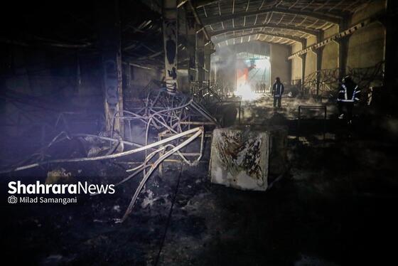 گزارش تصویری | وقوع آتش‌سوزی گسترده در یک کارگاه چوب و تولید مبلمان در مشهد