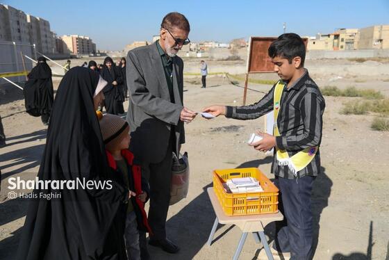 گزارش تصویری | اقامه نماز باران و استغاثه به درگاه الهی در مشهد (۲۲ آبان ۱۴۰۴)