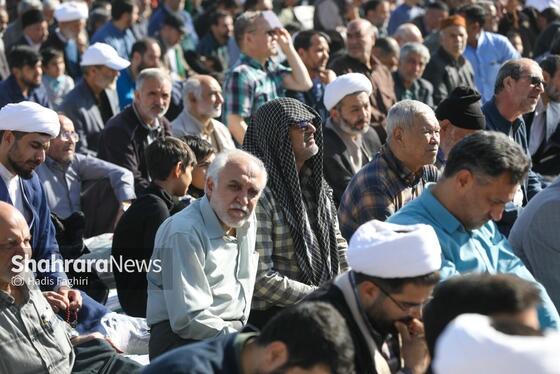 گزارش تصویری | اقامه نماز باران و استغاثه به درگاه الهی در مشهد (۲۲ آبان ۱۴۰۴)