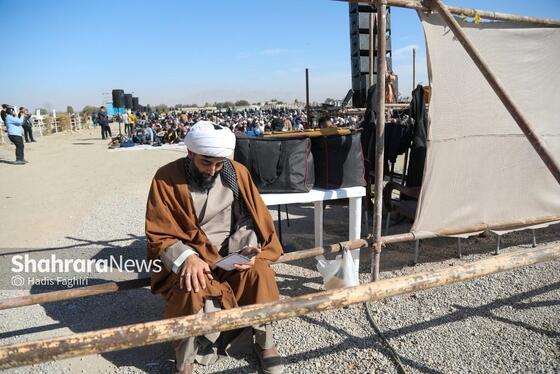 گزارش تصویری | اقامه نماز باران و استغاثه به درگاه الهی در مشهد (۲۲ آبان ۱۴۰۴)