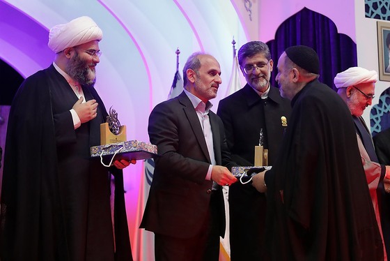 گزارش تصویری | اختتامیه بیست‌ودومین اجلاسیه بین‌المللی پیرغلامان حسینی در حرم مطهر رضوی