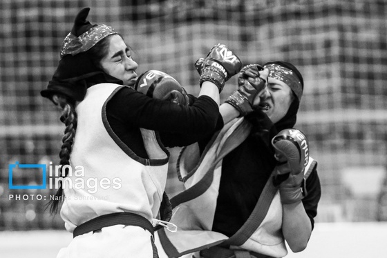 گزارش تصویری | مسابقات MMA زنان قهرمانی کشور در اراک