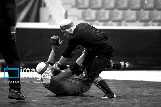 گزارش تصویری | مسابقات MMA زنان قهرمانی کشور در اراک