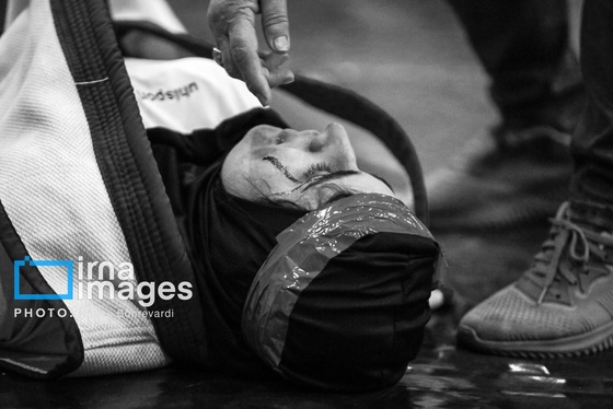 گزارش تصویری | مسابقات MMA زنان قهرمانی کشور در اراک