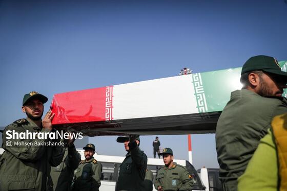 گزارش تصویری | مراسم استقبال از پیکر ۱۳ شهید گمنام دفاع مقدس در مشهد