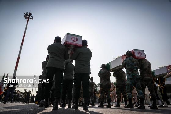 گزارش تصویری | مراسم استقبال از پیکر ۱۳ شهید گمنام دفاع مقدس در مشهد