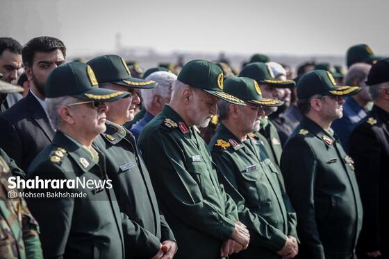 گزارش تصویری | مراسم استقبال از پیکر ۱۳ شهید گمنام دفاع مقدس در مشهد