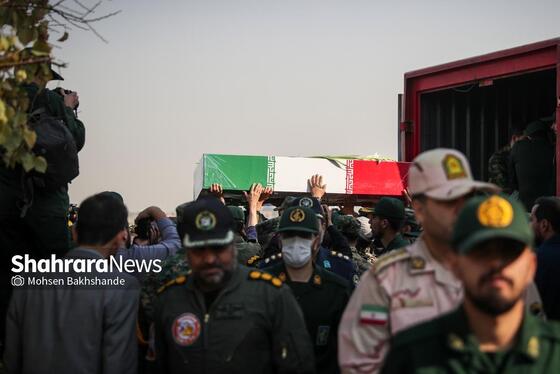 گزارش تصویری | مراسم استقبال از پیکر ۱۳ شهید گمنام دفاع مقدس در مشهد