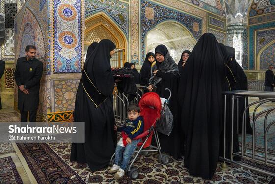 گزارش تصویری | آئین سیاه پوشی حرم مطهر امام رضا(ع)توسط مادران و همسران شهدا