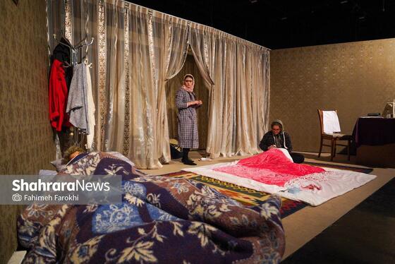 گزارش تصویری | تئاتر «شربت زعفران، آویشن،