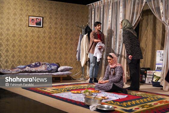 گزارش تصویری | تئاتر «شربت زعفران، آویشن،