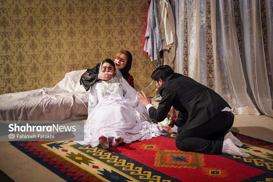 گزارش تصویری | تئاتر «شربت زعفران، آویشن،