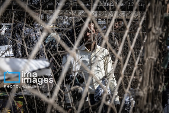 گزارش تصویری | جمعه‌های قفسی