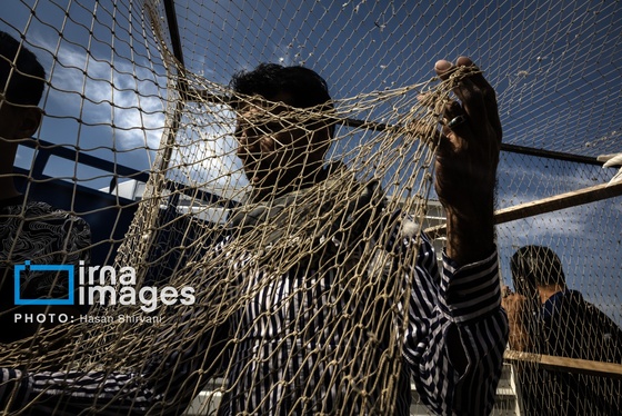 گزارش تصویری | جمعه‌های قفسی