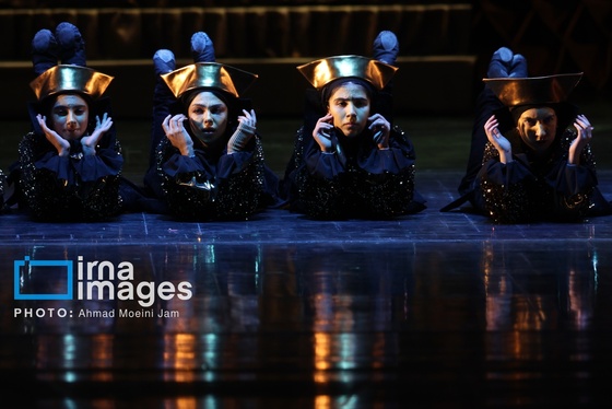 گزارش تصویری | نمایش موزیکال «رابین هود»