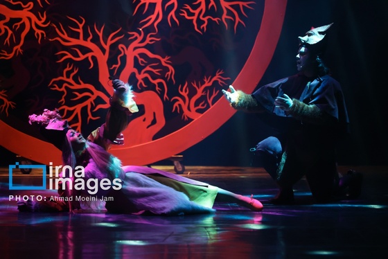 گزارش تصویری | نمایش موزیکال «رابین هود»