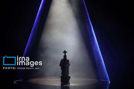 گزارش تصویری | نمایش موزیکال «رابین هود»