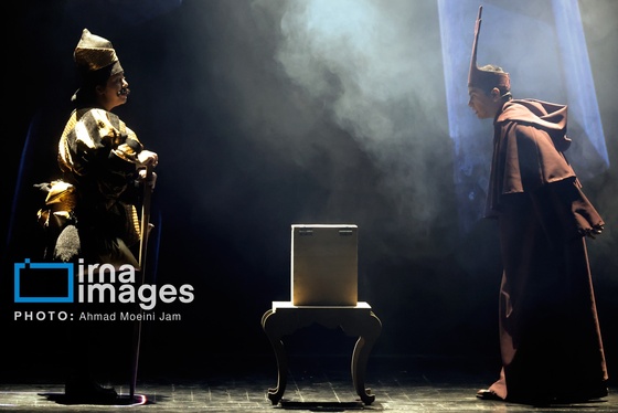 گزارش تصویری | نمایش موزیکال «رابین هود»