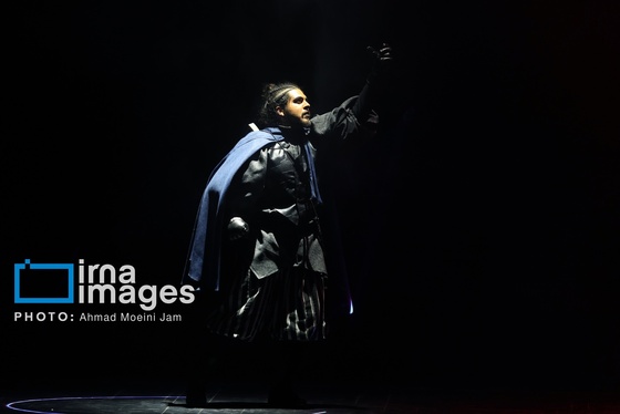 گزارش تصویری | نمایش موزیکال «رابین هود»