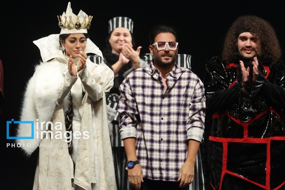 گزارش تصویری | نمایش موزیکال «رابین هود»