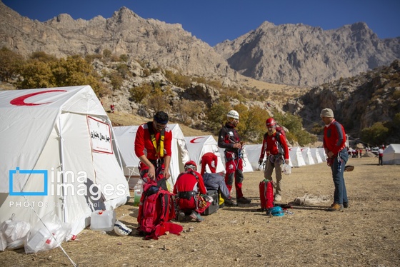 گزارش تصویری | تیم‌های واکنش سریع در کوهستان‌های «چالابه»