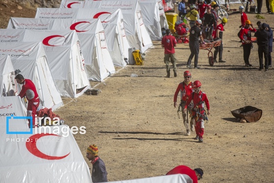 گزارش تصویری | تیم‌های واکنش سریع در کوهستان‌های «چالابه»