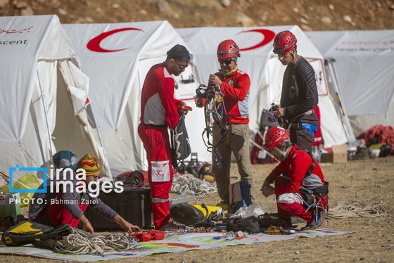گزارش تصویری | تیم‌های واکنش سریع در کوهستان‌های «چالابه»
