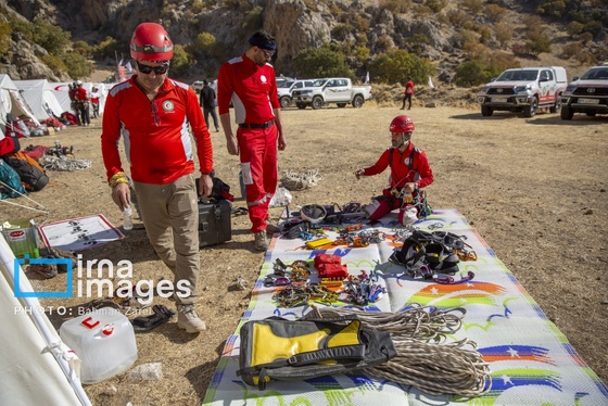 گزارش تصویری | تیم‌های واکنش سریع در کوهستان‌های «چالابه»