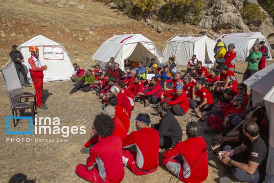 گزارش تصویری | تیم‌های واکنش سریع در کوهستان‌های «چالابه»