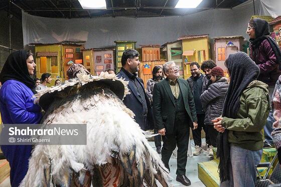 گزارش تصویری | بازدید شهردار مشهد از پشت‌صحنه فیلم سینمایی «کاکا لوتی»