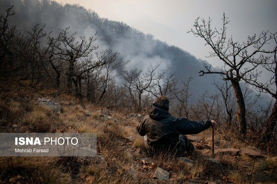 گزارش تصویری | عملیات مهار آتش‌سوزی مناطق کوهستانی روستاهای دلیر و الیت