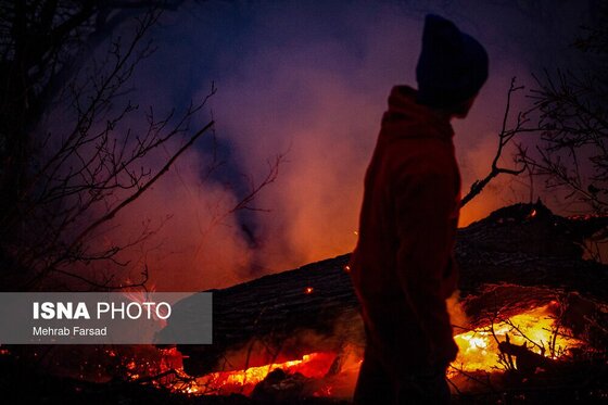 گزارش تصویری | عملیات مهار آتش‌سوزی مناطق کوهستانی روستاهای دلیر و الیت