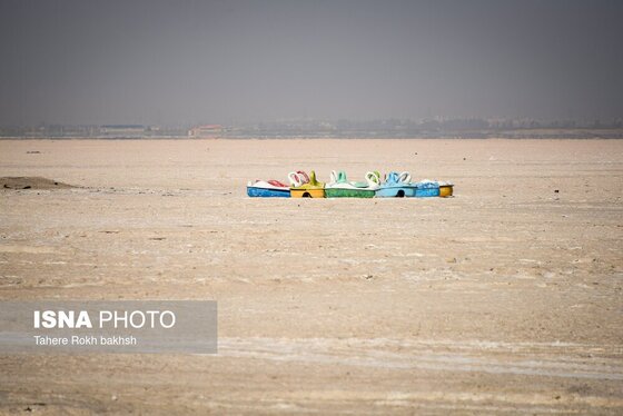 گزارش تصویری | خشک شدن دریاچه مهارلو - شیراز