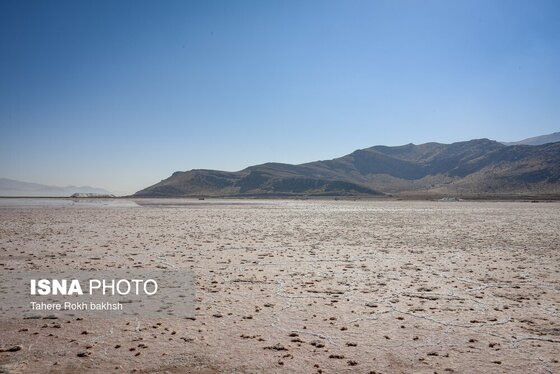 گزارش تصویری | خشک شدن دریاچه مهارلو - شیراز