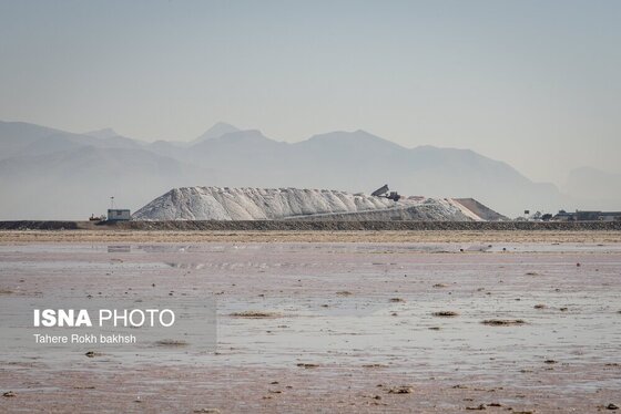 گزارش تصویری | خشک شدن دریاچه مهارلو - شیراز