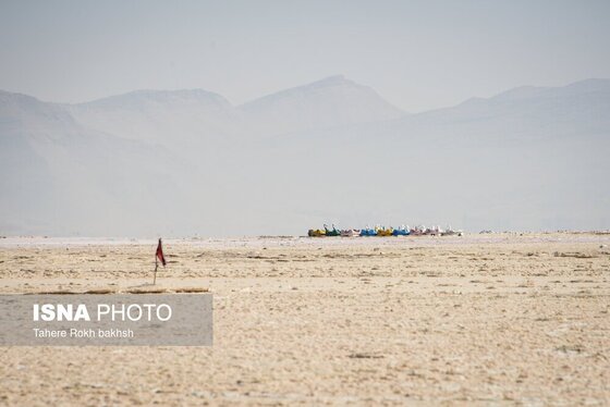 گزارش تصویری | خشک شدن دریاچه مهارلو - شیراز
