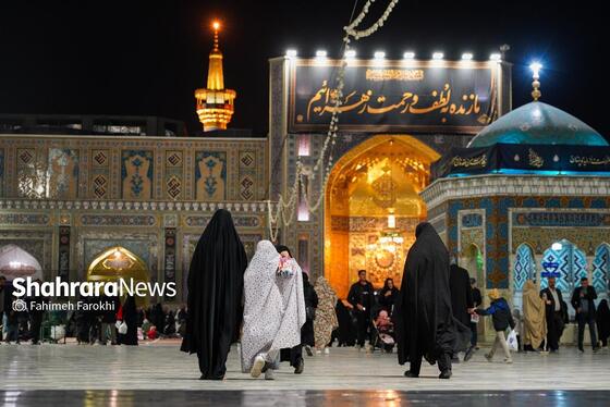 گزارش تصویری | حال و هوای حرم مطهر رضوی در شب شهادت ام‌ابیها،حضرت زهرا (س)