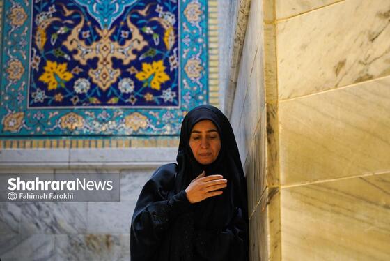 گزارش تصویری | حال و هوای حرم مطهر رضوی در شب شهادت ام‌ابیها،حضرت زهرا (س)