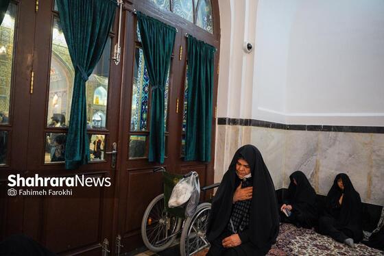 گزارش تصویری | حال و هوای حرم مطهر رضوی در شب شهادت ام‌ابیها،حضرت زهرا (س)