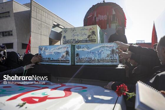 گزارش تصویری | اجتماع عزاداران فاطمی و تشییع پیکر مطهر ۱۳ شهید گمنام دوران دفاع مقدس در مشهد
