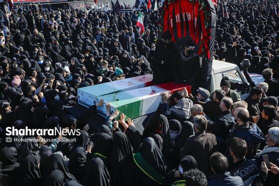 گزارش تصویری | اجتماع عزاداران فاطمی و تشییع پیکر مطهر ۱۳ شهید گمنام دوران دفاع مقدس در مشهد