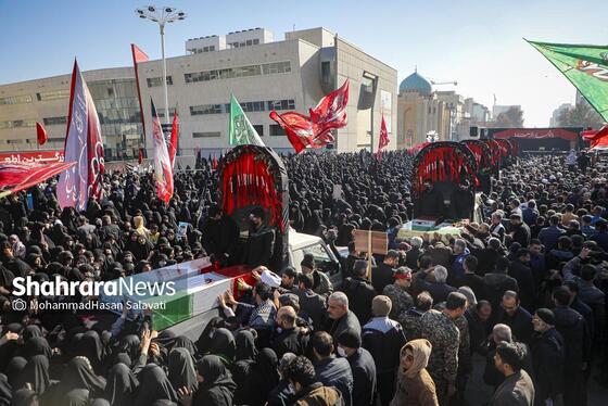 گزارش تصویری | اجتماع عزاداران فاطمی و تشییع پیکر مطهر ۱۳ شهید گمنام دوران دفاع مقدس در مشهد