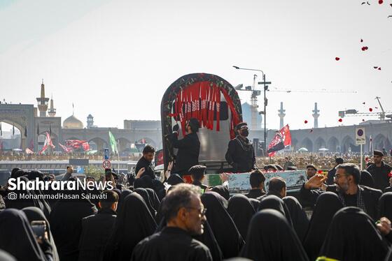 گزارش تصویری | اجتماع عزاداران فاطمی و تشییع پیکر مطهر ۱۳ شهید گمنام دوران دفاع مقدس در مشهد