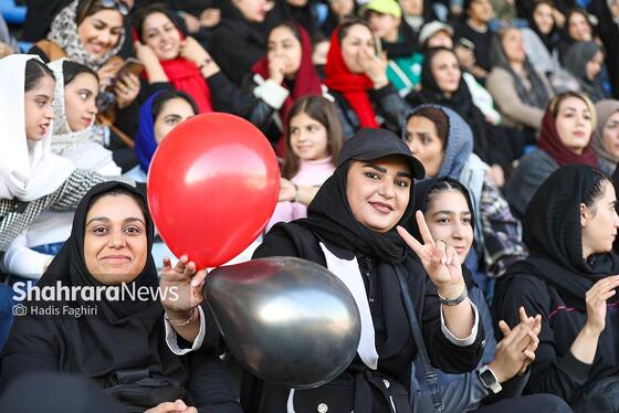 گزارش تصویری | تماشاگران بانو در ورزشگاه امام رضا علیه السلام
