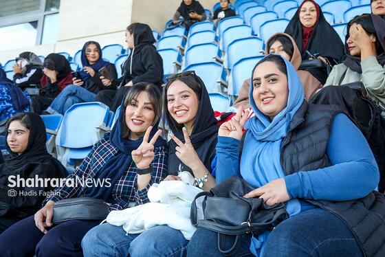 گزارش تصویری | تماشاگران بانو در ورزشگاه امام رضا علیه السلام