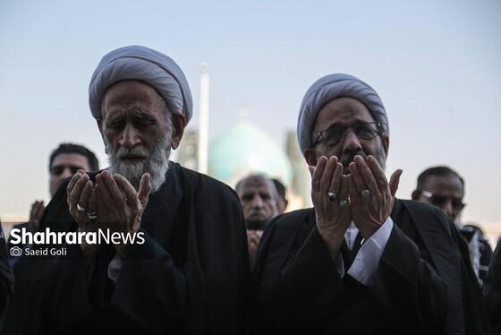 گزارش تصویری | اقامه نماز طلب باران در حرم مطهر رضوی