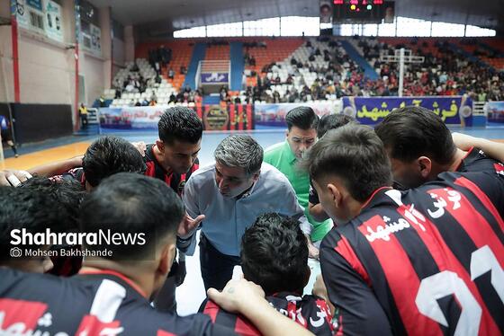 گزارش تصویری | لیگ دسته اول فوتسال | مسابقه فوتسال بازرگانی دائم پناه مشهد و دلسوختگان قم