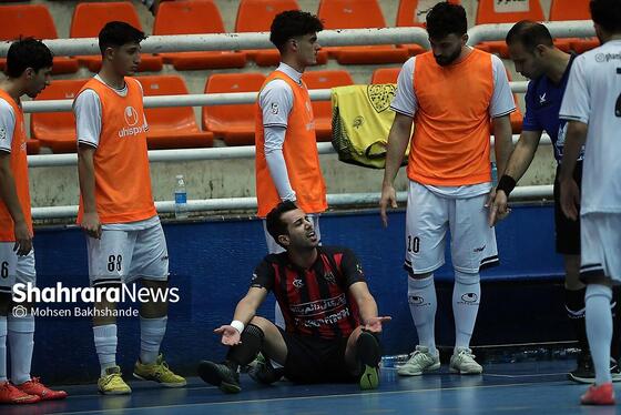 گزارش تصویری | لیگ دسته اول فوتسال | مسابقه فوتسال بازرگانی دائم پناه مشهد و دلسوختگان قم