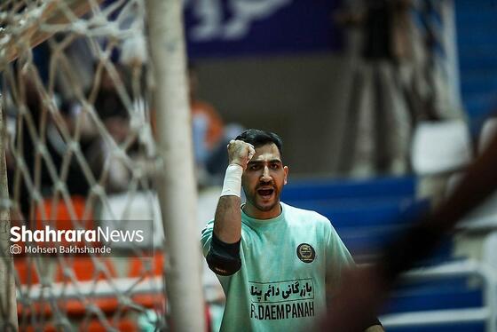 گزارش تصویری | لیگ دسته اول فوتسال | مسابقه فوتسال بازرگانی دائم پناه مشهد و دلسوختگان قم