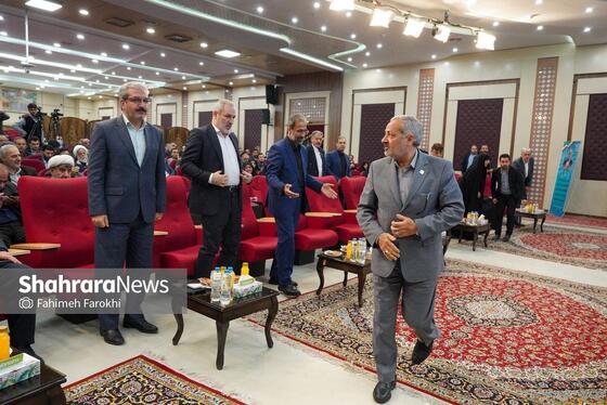 گزارش تصویری | اختتامیه شانزدهمین گردهمایی اعضای هیئت‌های رسیدگی به تخلفات اداری آموزش و پرورش سراسر کشور